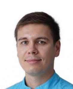 Шигаев Антон Андреевич стоматолог